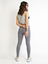 Statement Muscle Tank Heather Grey